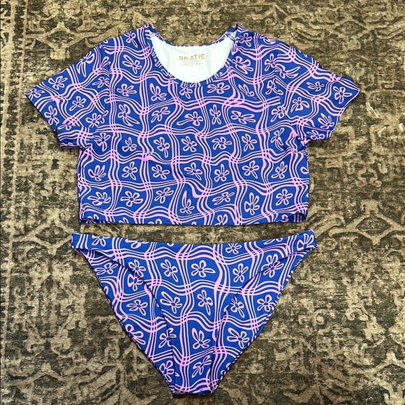 Skatie Other - SKATIE Blue and‎ Pink Floral Bikini Set